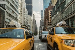 سفرهای بین شهری با تاکسی بهتر است یا اتوبوس؟ سفری راحت‌تر یا مقرون به صرفه‌تر؟